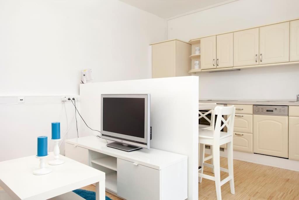 Exclusive 2-Room Souterrain Apartment Norimberk Exteriér fotografie